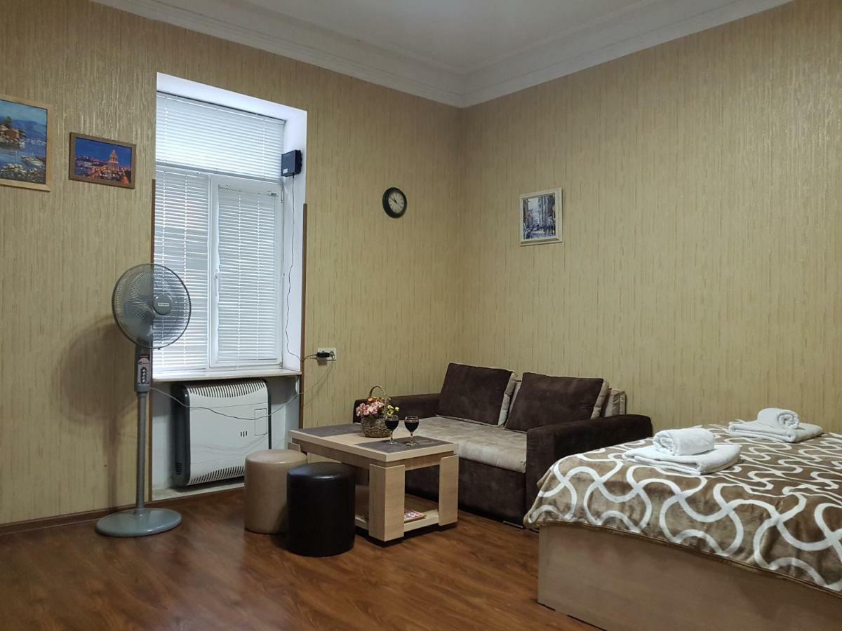 Apartment In Tbilisi Exterior photo